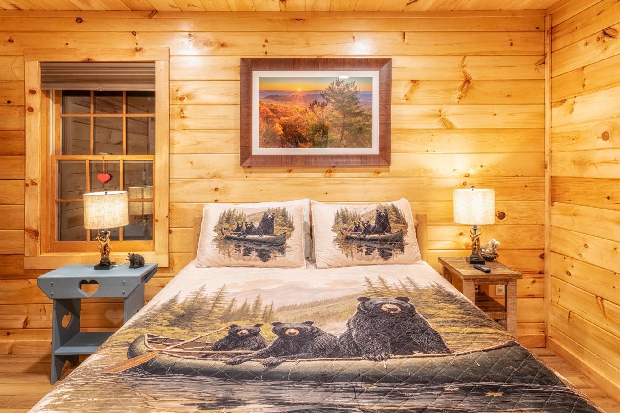 Real Log Cabin With Amazing Views, Hot Tub, Sauna, Games Gatlinburg Ngoại thất bức ảnh